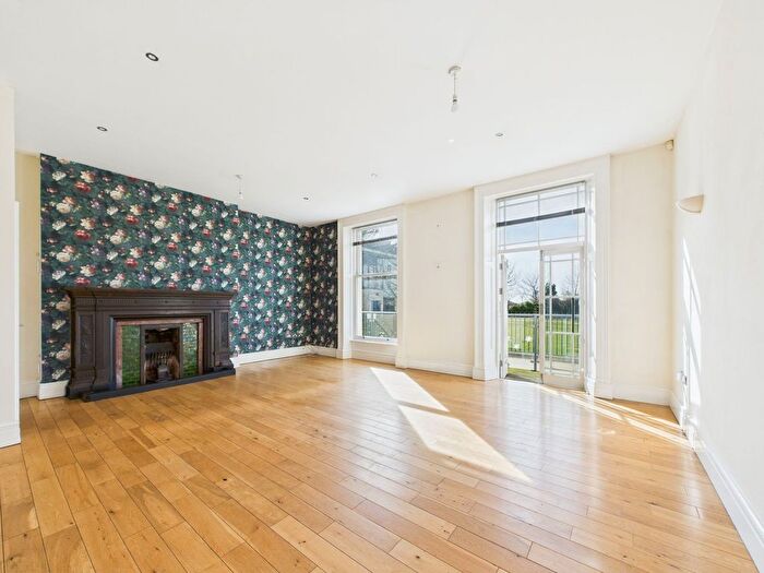 2 Bedroom Flat For Sale In Crofton Mansion, North Sudley Road, Liverpool., L17