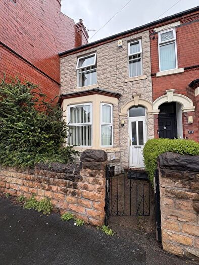 3 Bedroom Terraced House For Sale In Leslie Road, Forest Fields, Nottingham, NG7