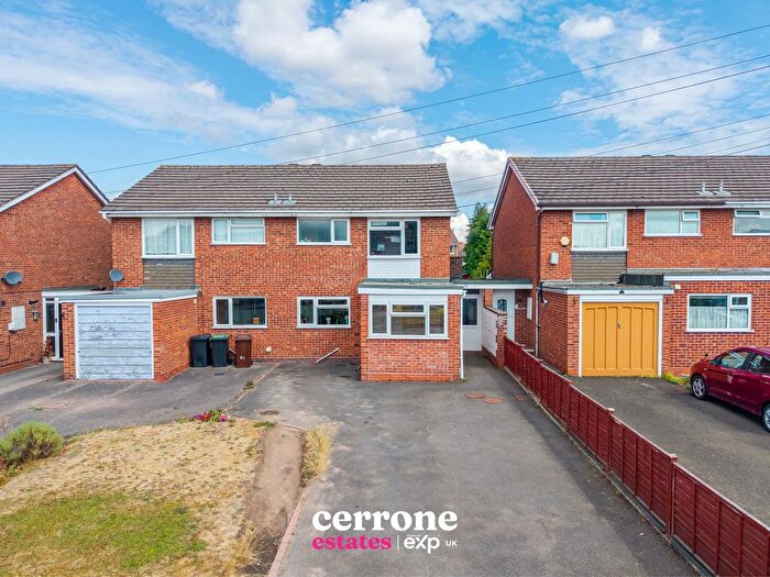 4 Bedroom Semi-Detached House For Sale In Providence Road, Bromsgrove, B61