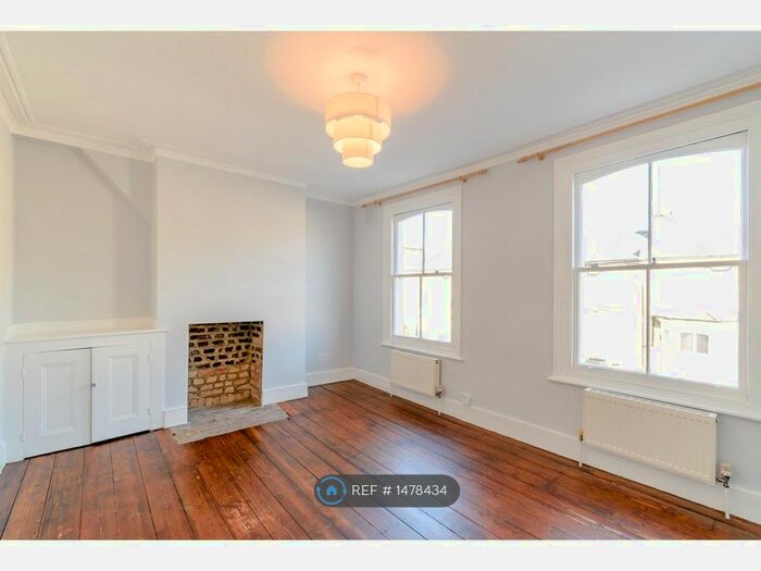 1 Bedroom Flat To Rent In Hunsdon Road, London, SE14