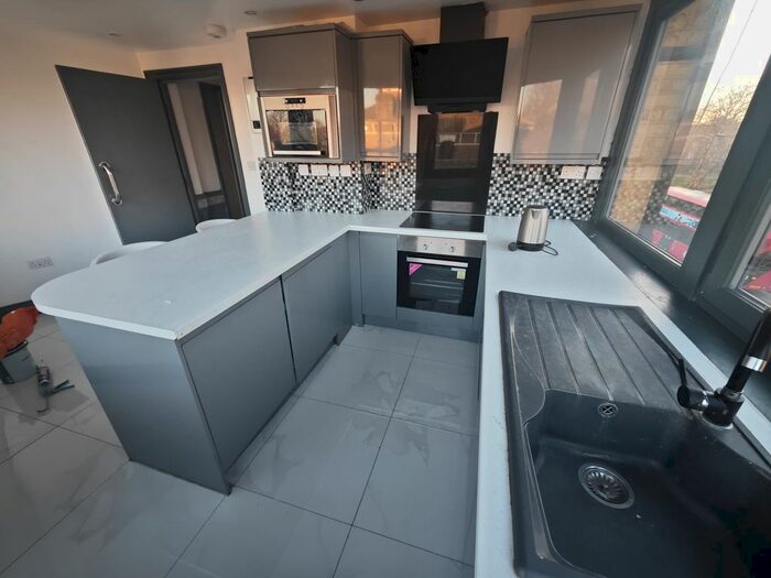 Studio To Rent In Stoke Newington Common, London, N16