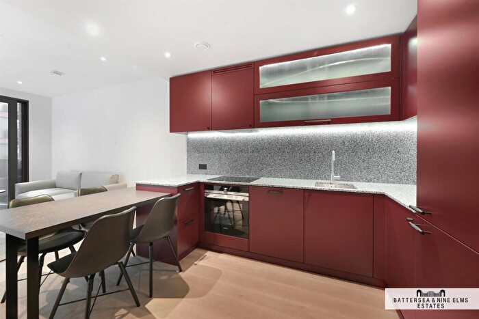 2 Bedroom Apartment To Rent In The Modern, Embassy Gardens, SW11