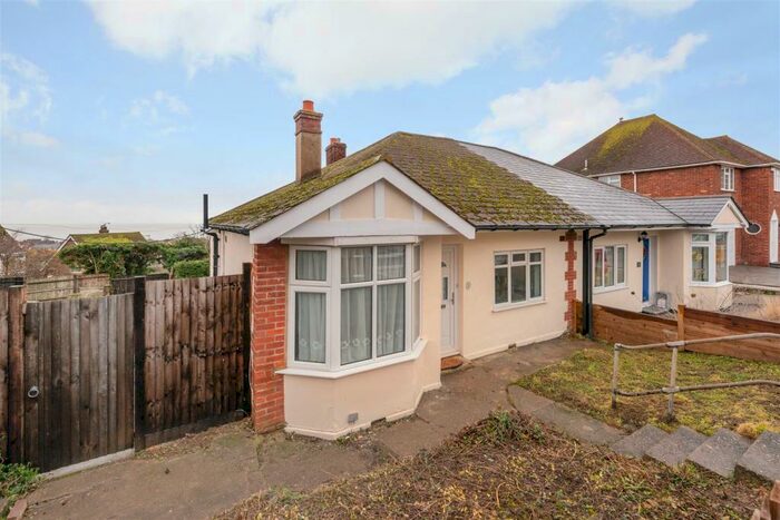2 Bedroom Semi-Detached Bungalow To Rent In Grimthorpe Avenue, Whitstable, CT5