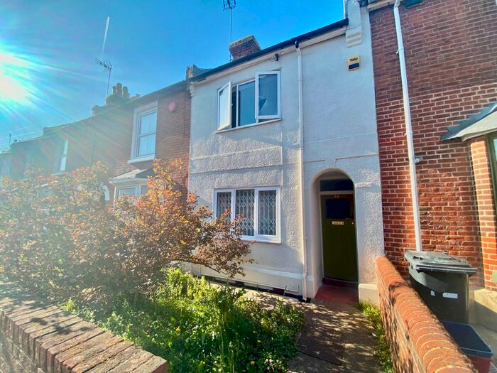 2 Bedroom Terraced House To Rent In Lansdown Road, Canterbury, CT1