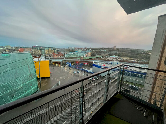 2 Bedroom Apartment To Rent In The Bar, St James Gate, NE1