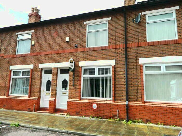 3 Bedroom Terraced House To Rent In Birtles Avenue, Reddish, SK5