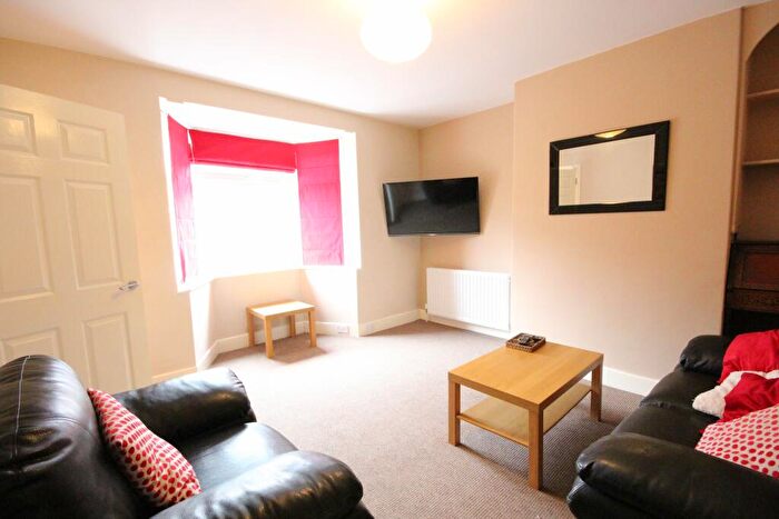 2 Bedroom House To Rent In Lowes Barn Bank (L), DH1