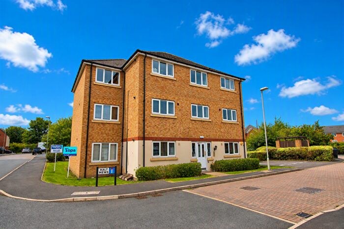 2 Bedroom Flat For Sale In Halt Mews, Kingswinford, DY6