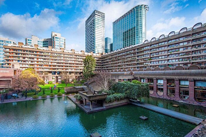 2 Bedroom Flat To Rent In Barbican, Willoughby House, EC2Y
