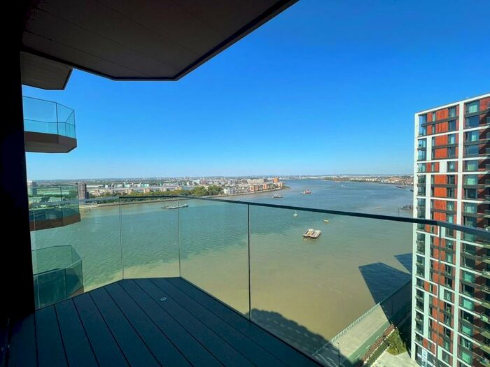 2 Bedroom Flat To Rent In Duke Of Wellington Avenue, London, SE18