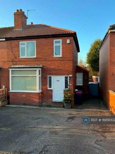 3 Bedroom Semi-Detached House To Rent In Stag Lane, Rotherham, S60