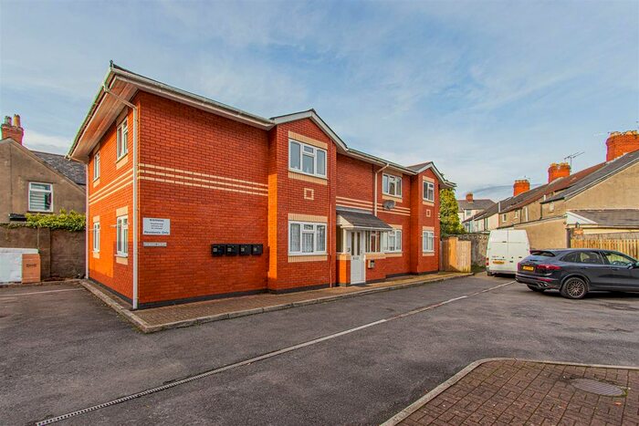 2 Bedroom Flat To Rent In Albany Court, Roath, CF24