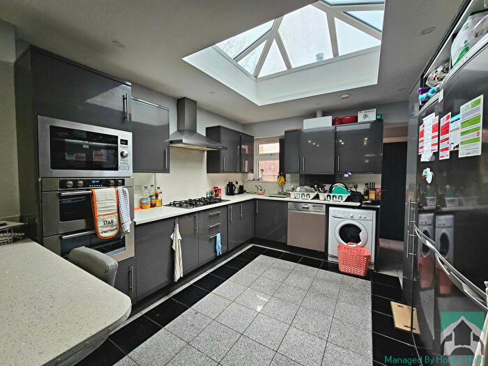 6 Bedroom House To Rent In Exeter Road, Birmingham, B29