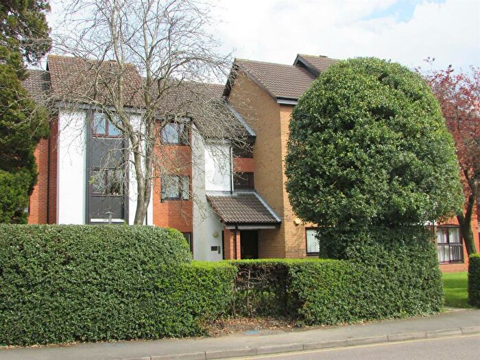 2 Bedroom Flat To Rent In Copper Beeches, Solihull, B91