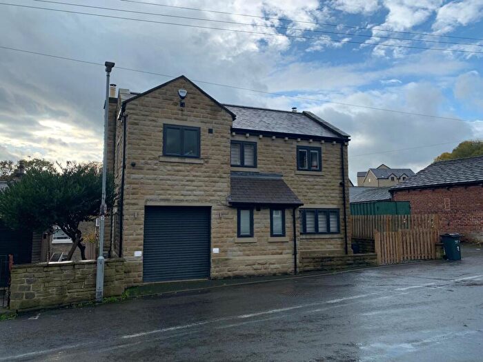 3 Bedroom Detached House For Sale In Clay House Lane, Greetland, Halifax, HX4