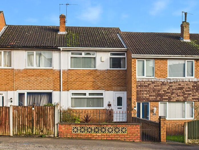 3 Bedroom Town House For Sale In Westdale Lane, Carlton, Nottingham, NG4