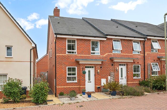 2 Bedroom End Of Terrace House For Sale In Doris Bunting Road, Ampfield, Romsey, Hampshire, SO51