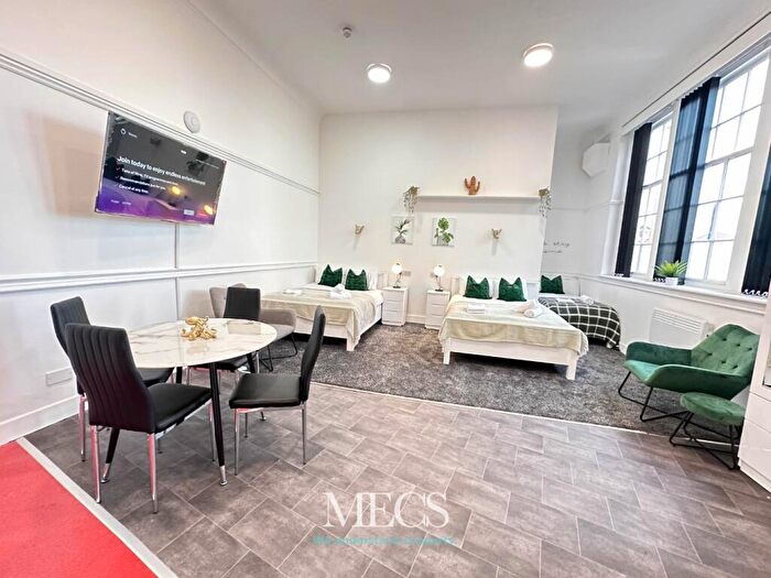 1 Bedroom Semi-Detached House To Rent In Station Hotel, Castle Hill, Dudley, West Midlands, DY1