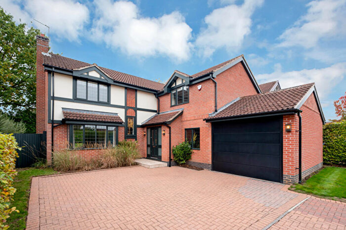 5 Bedroom Detached House For Sale In Holly Court, Nottingham, NG9