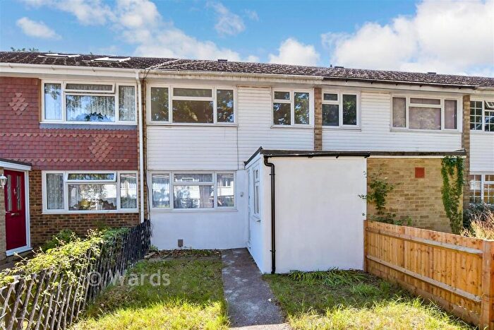 3 Bedroom Terraced House For Sale In Exeter Walk, Rochester, Kent, ME1