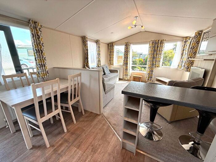 2 Bedroom Caravan For Sale In Carr Lane, Middleton, Morecambe, LA3