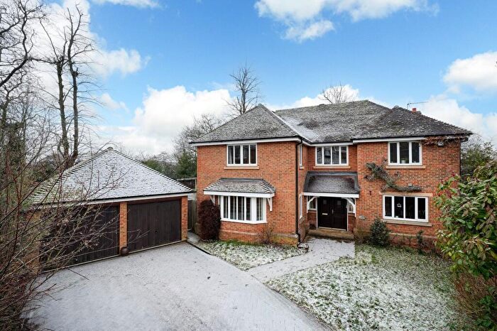 4 Bedroom Detached House For Sale In Billington Road, Leighton Buzzard, LU7