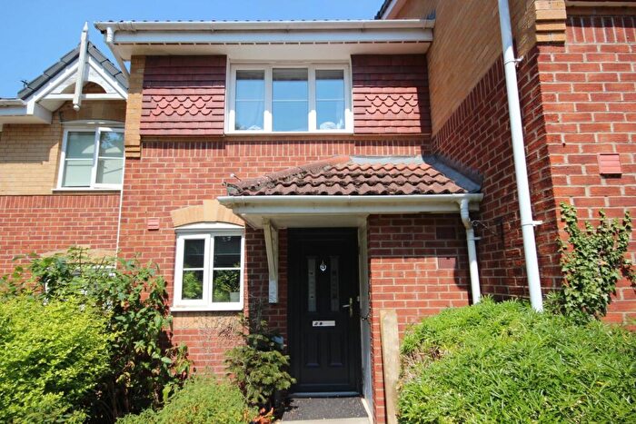 2 Bedroom Terraced House To Rent In Bessemer Close, Slough, SL3
