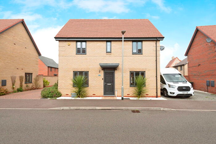 3 Bedroom Detached House For Sale In Biggleswade, Bedfordshire, SG18