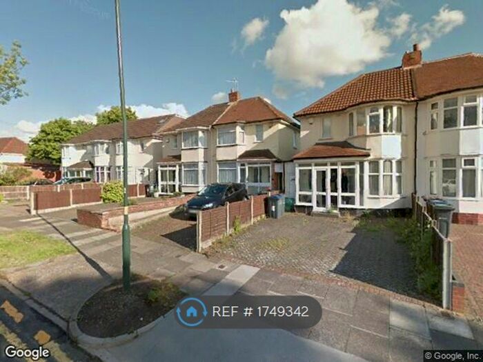 2 Bedroom Semi-Detached House To Rent In Woolacombe Lodge Road, Birmingham, B29