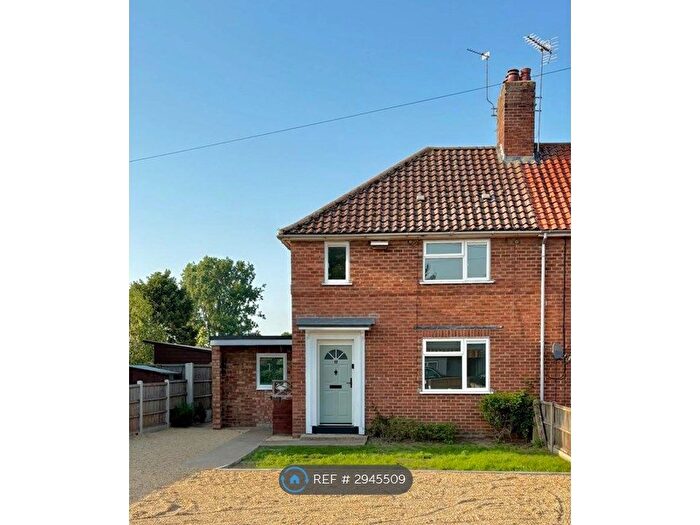 3 Bedroom Semi-Detached House To Rent In Cavenham Road, Bury St Edmunds, IP28