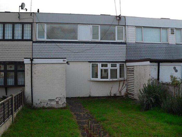 3 Bedroom Terraced House To Rent In Piggotts Croft, Birmingham, B37