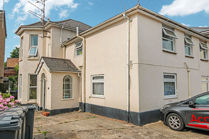 1 Bedroom Apartment To Rent In The Beeches, Salisbury, SP1