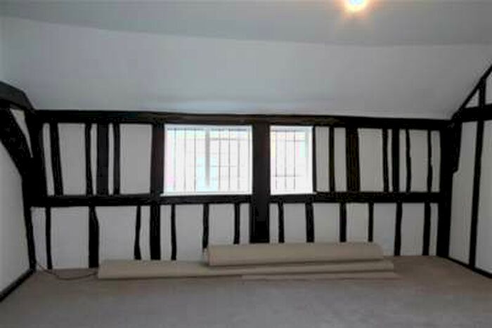 2 Bedroom Flat To Rent In Goudhurst, TN17