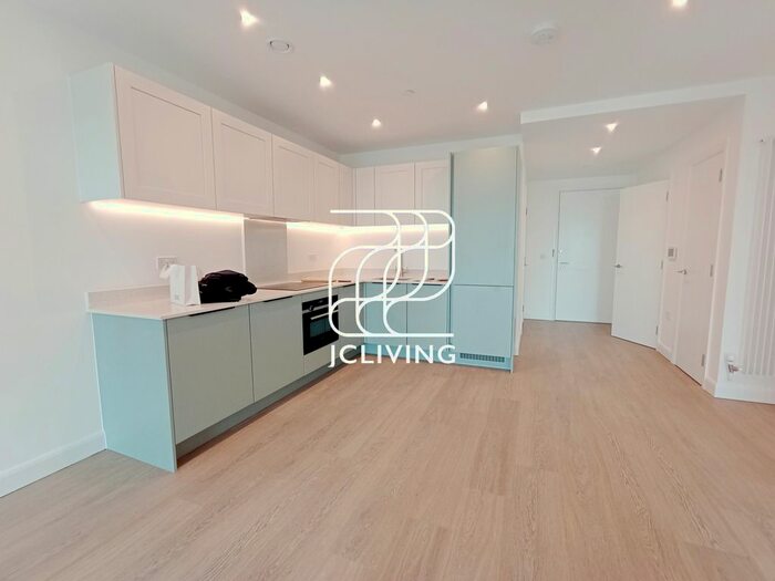 1 Bedroom Flat To Rent In Seagull Lane, London, E16