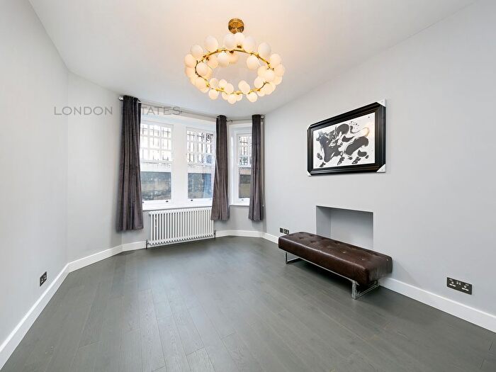 3 Bedroom Flat To Rent In Queen Caroline Street, London, W6