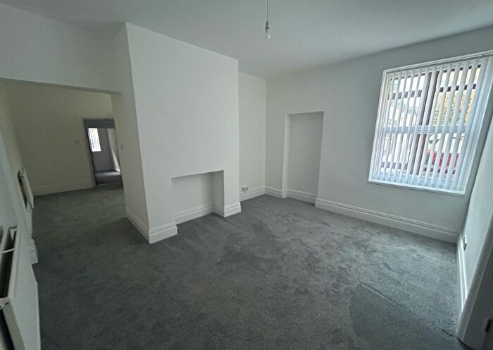 3 Bedroom Flat To Rent In Seabank Road, Wallasey, Merseyside, CH45