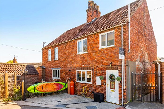 2 Bedroom Semi-Detached House For Sale In Cole Lane, Boston, PE22