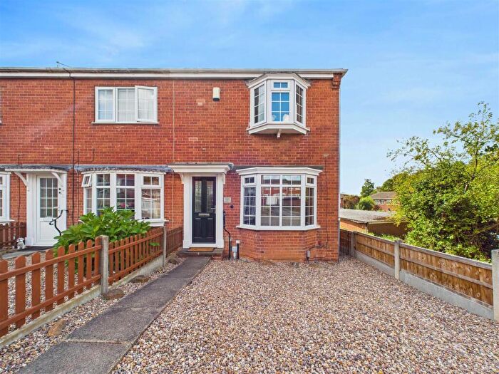 2 Bedroom Town House To Rent In Berriedale Close, Arnold, Nottingham, NG5