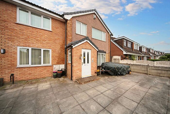 4 Bedroom Detached House For Sale In Highfield Grange Avenue, Wigan, WN3