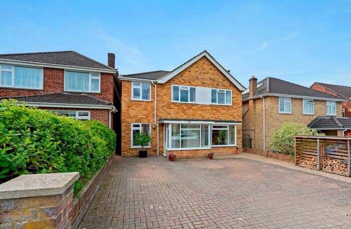 5 Bedroom Detached House To Rent In Montague Road, Harnham, SP2