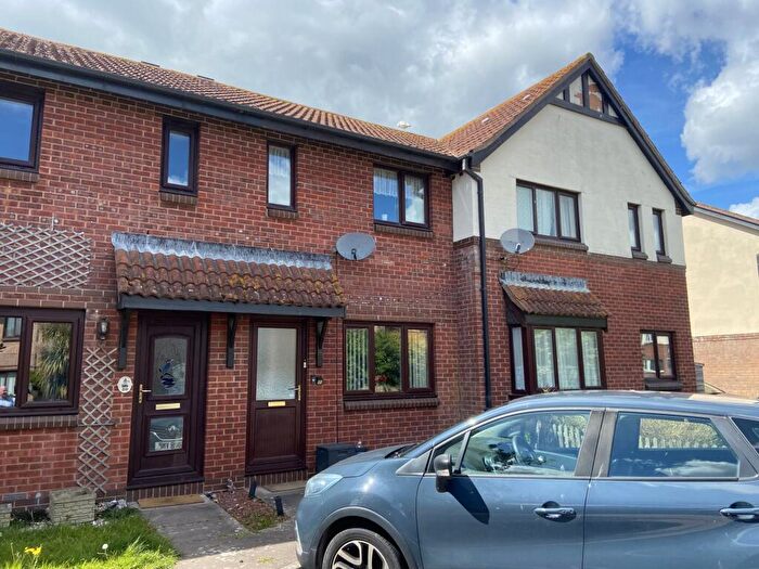 2 Bedroom Terraced House For Sale In Counties Crescent, Starcross, EX6