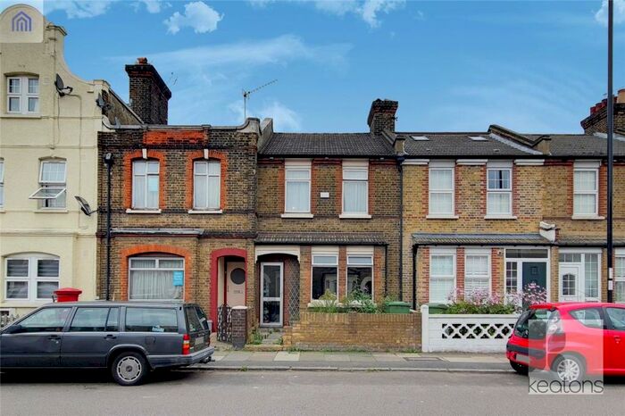 4 Bedroom Terraced House To Rent In Trundleys Road, Deptford, London, SE8