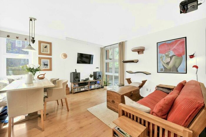 2 Bedroom Apartment To Rent In Bryan Road, Rotherhithe, London, SE16