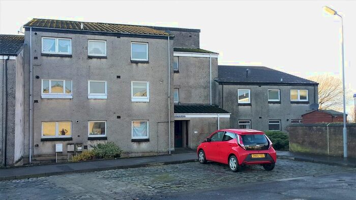 2 Bedroom Flat To Rent In Inchkeith Place, Falkirk, FK1