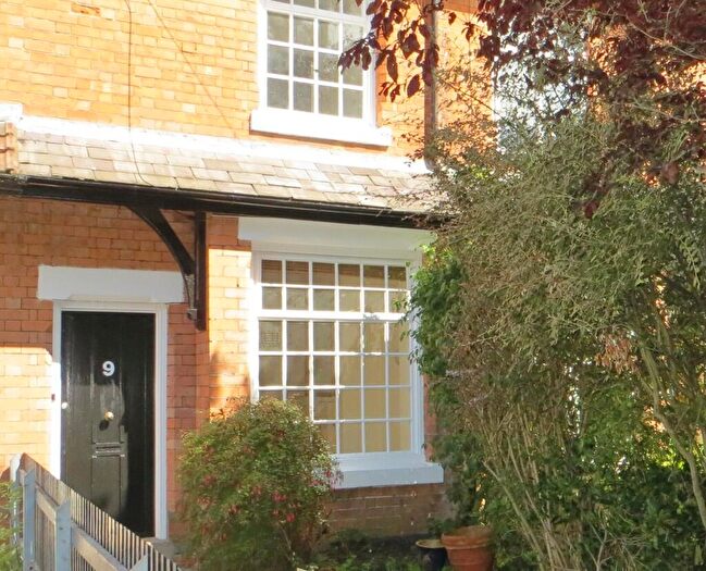 2 Bedroom Mews To Rent In Tudor Terrace, Harborne, B17