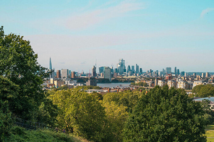 2 Bedroom Apartment To Rent In Pinnacle Tower, SE13