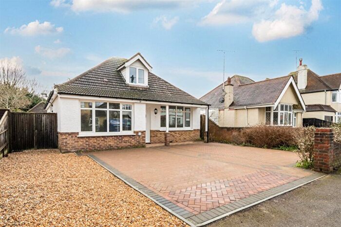 3 Bedroom Detached Bungalow To Rent In Hillsboro Road, Bognor Regis, PO21