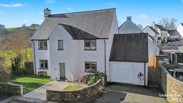 4 Bedroom Detached House For Sale In Higher Moor, Avonwick, TQ10