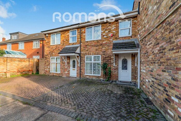 3 Bedroom Terraced House To Rent In Wykeham Close, Sipson, West Drayton, UB7