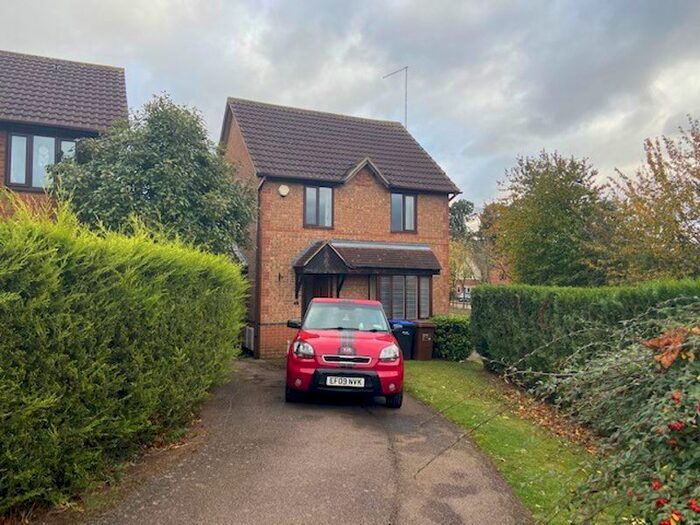 Property To Rent In Stagshaw Close, Northampton NN4